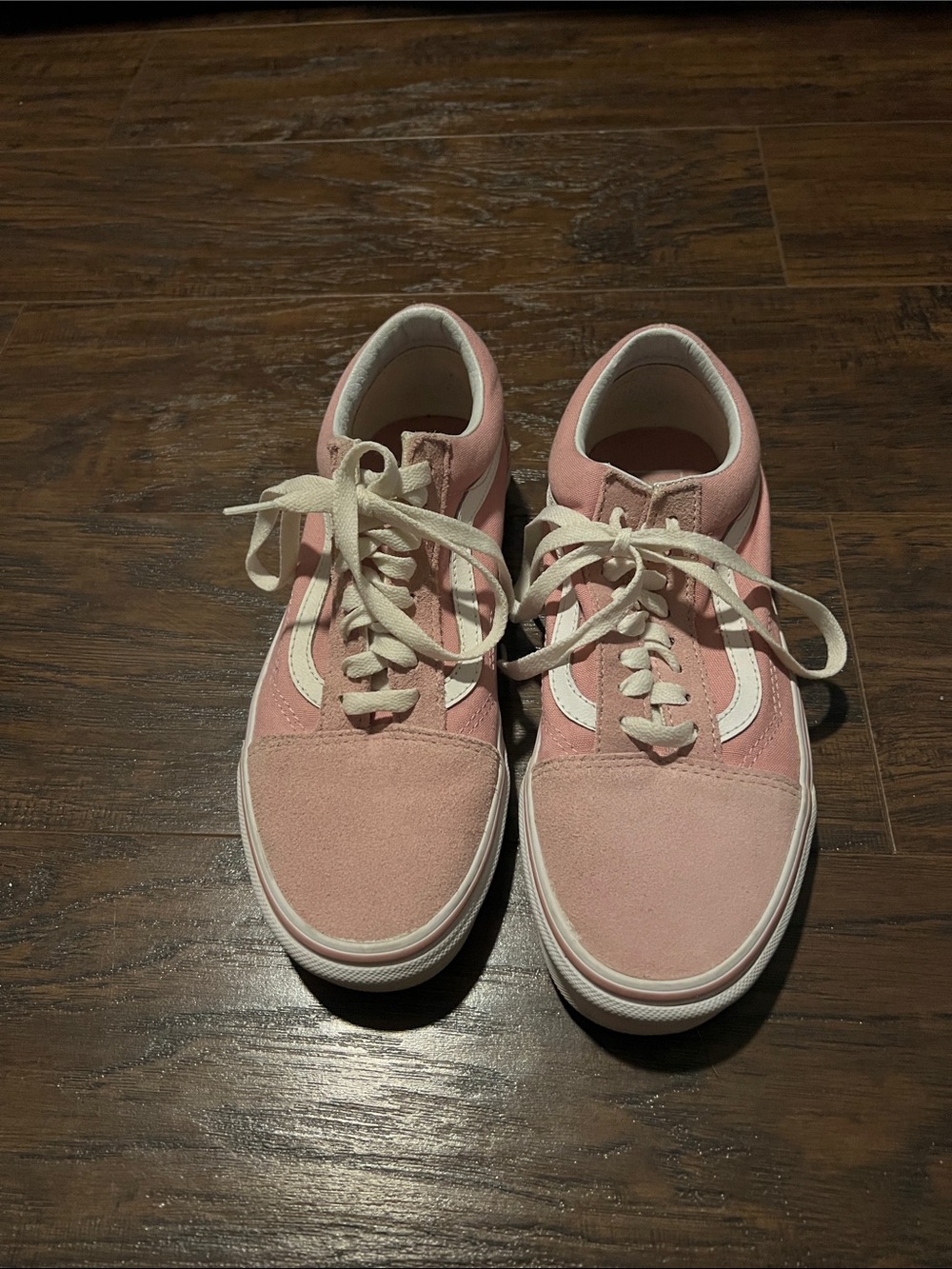 Vans Pink Low-Top Lace-Up Women’s Sneakers with White Side Stripe